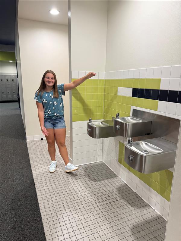 Middle School-Fountain